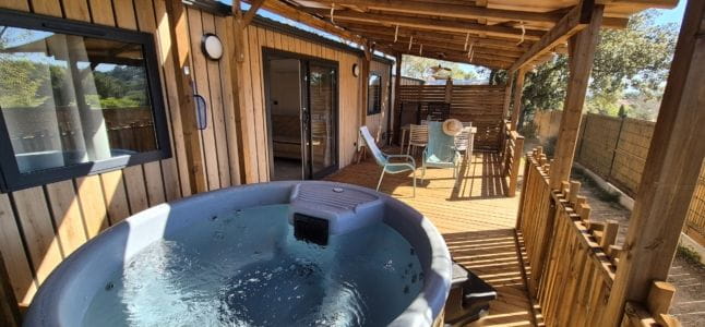 OCÉANE Mobile Home with Private Spa