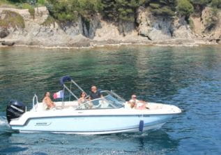 Boat rental – kayaks / La Petite Flottille